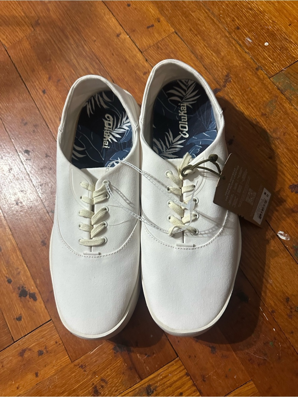 OluKai Tradewind Sneakers Mens 11 Off White Canvas Drop-In Heel 10533-1818